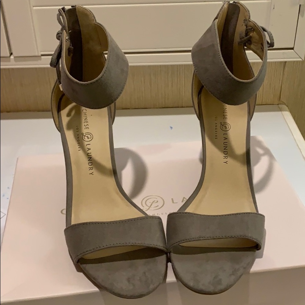 Chinese Laundry Gray Wedge Heels